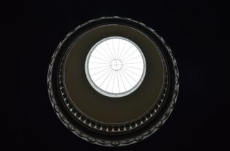 lock tokens solana on compound beginner