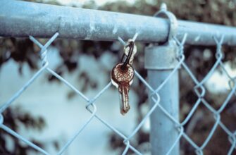 protect private key safely low cost